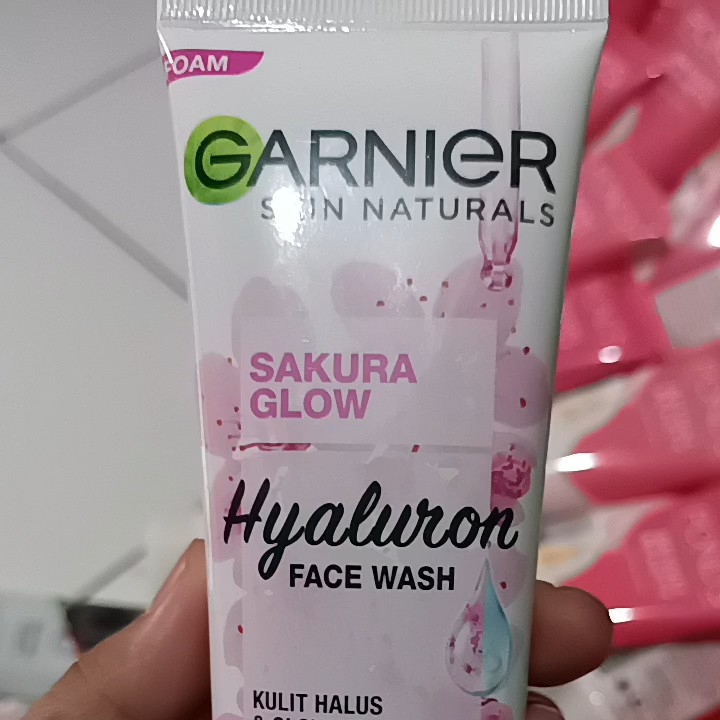 Garnier Sakura Glow Hyaluron Face Wash Ml Lazada Indonesia