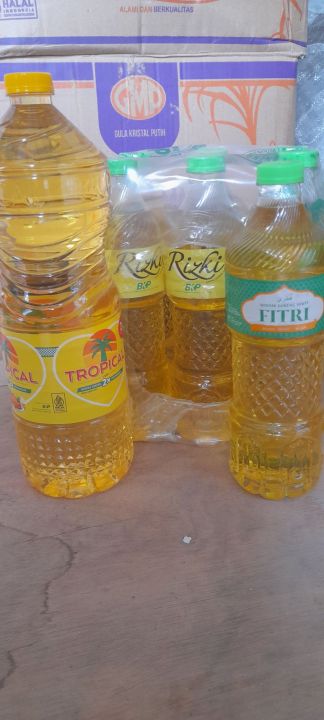 Minyak Goreng FITRI Minyak Goreng Sawit Produk BKP Kemasan Botol 900ml