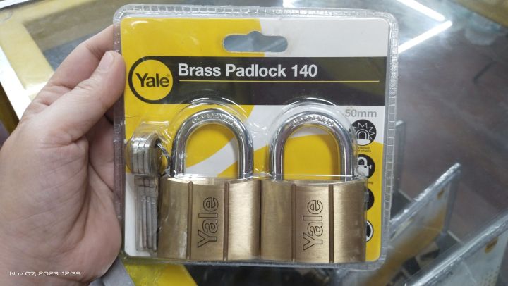 Yale Brass Padlock Heavy Duty Keyed Alike V140 25mm 30mm 40mm 50mm 60mm