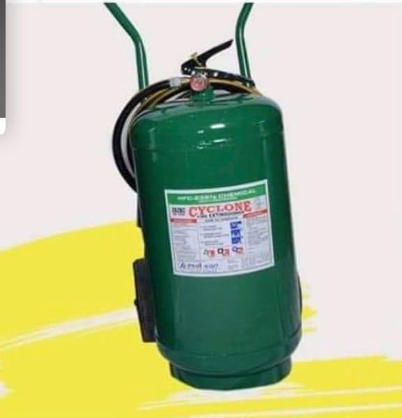 Fire Extinguisher HCFC 50lbs Wheeled Type Brand 50 Lbs HCFC 123 CYCLONE