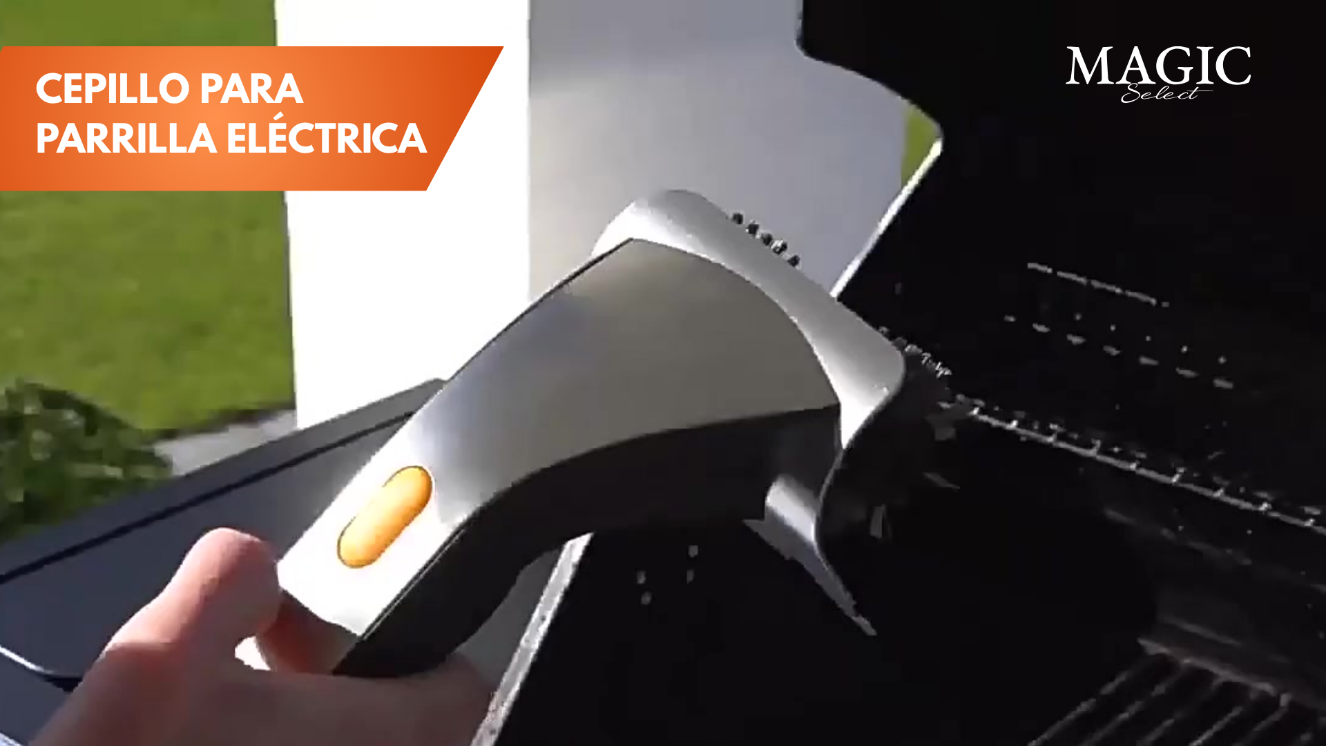 MAGIC SELECT Cepillo Eléctrico para Barbacoa de Acero Inoxidable. Cepillo de Limpieza Recargable para Parrilla con Cabezales Giratorios. Limpiador Inalámbrico 40 cm para Jardín. Con Deposito de Agua incluido. - 1
