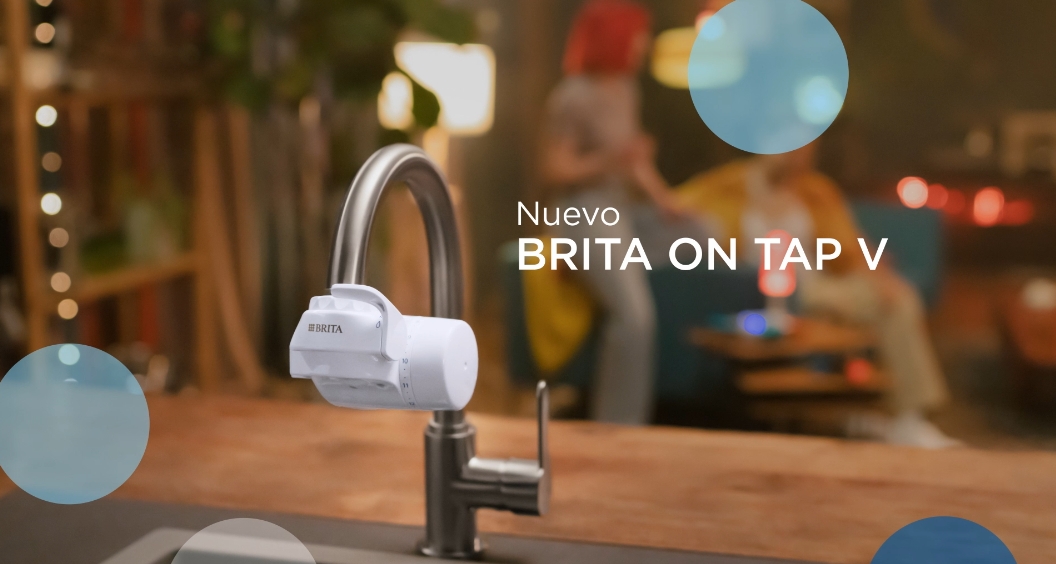 BRITA Filtro de Agua On Tap V | 1 Unidad de Recambio | Compatible con Sistema BRITA On Tap | Filtra hasta 600L | Reduce cloro, microplásticos y contaminantes | Conserva minerales | Instalación rápida | Sin BPA | Tecnología de microfiltración - 1