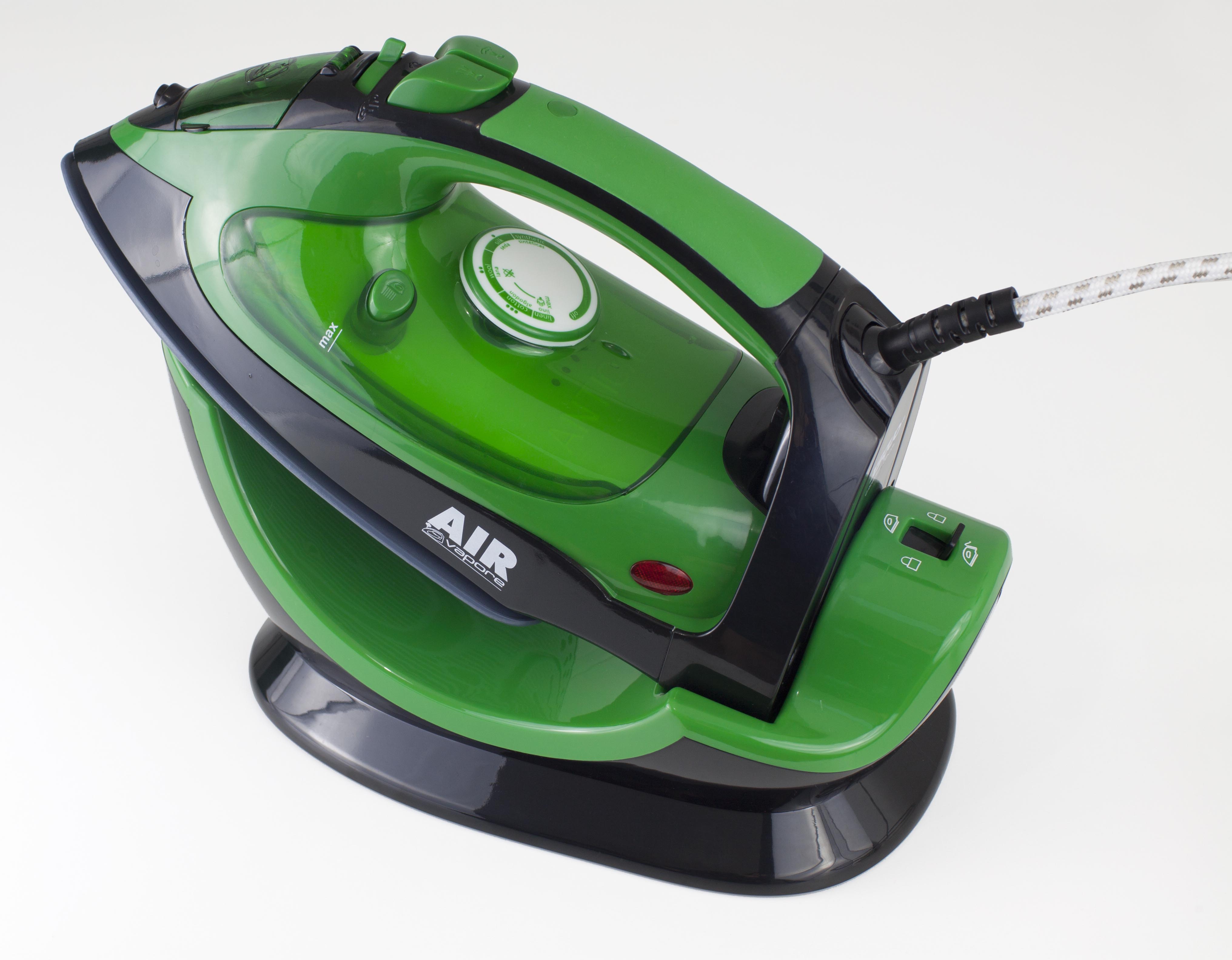 Airvapore Plus Plancha a vapor 2 en 1  con y sin cable con 2,200W,  38 salidas de vapor. Ajustes preseleccionados para cada tipo de tejido, Suela de cerámica y punta de precisión. Función de auto limpieza y filtro anti cal. Base de recarga. - 1