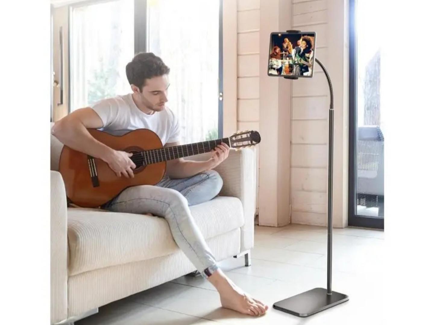 MEJORADA Soporte de Suelo Ajustable para Tablet y Móvil 135cm – Base Metálica Antideslizante, Brazo Flexible 360°, Compatible con iPad y Smartphone - 1