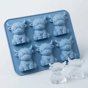 3D Highland Cow Ice Silicone Mold With 6 Compartments For Diy Beef Ice Cubes Is Suitable For Home Kitchens Bars And As A Tool