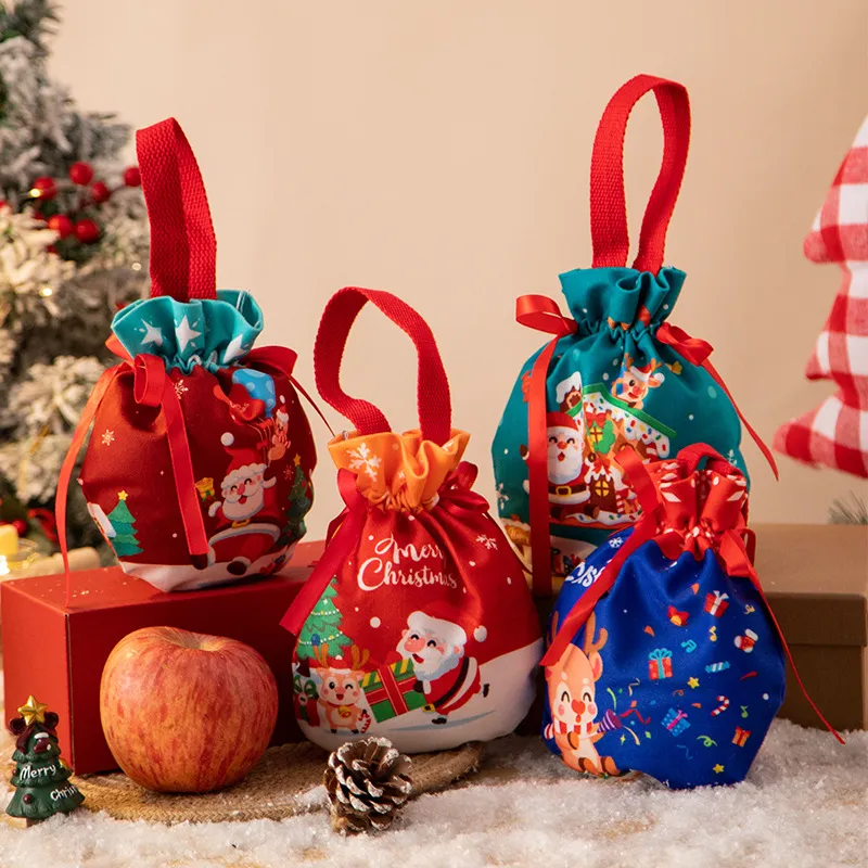 Limited Quantity】 Drawstring Christmas Eve Gift Bags Candy