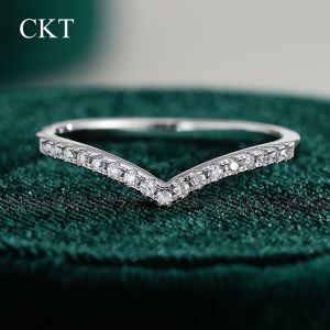 codCKT 18k White Gold Rings for Women V-shaped Platinum Pt950 Group Inlaid Crown Single Tail Stacked with 1ct Moissanite Jewelry