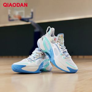 QIAODAN PoXiao 2.0 รองเท้าบาสเก็ตบอล 2025 ฤดูใบไม้ร่วงและฤดูหนาวใหม่ผู้ชายต่ำด้านบนกันลื่นรองเท้ากีฬาทนต่อการสึกหรอ XM25240103
