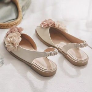SENYUMI | Giày Bệt Mùa Hè Đơn Giản và Duyên Dáng với Trang Trí Hoa