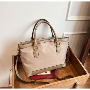 Simple ladies trend line handheld tote bag new nylon cloth lightweight waterproof shoulder crossbody bag