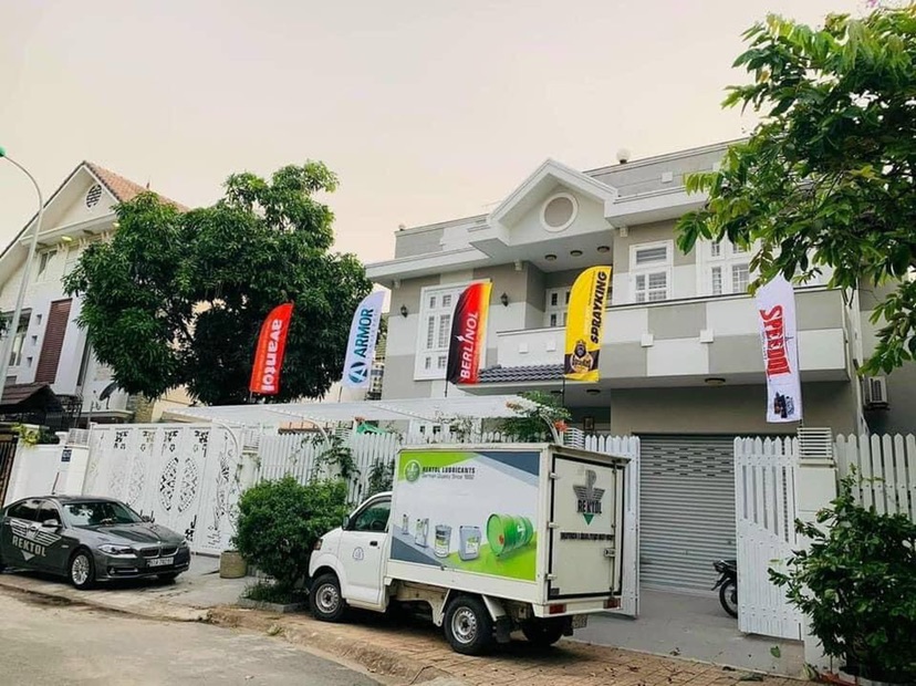 Sản Phẩm Chăm Sóc Xe Chính Hãng