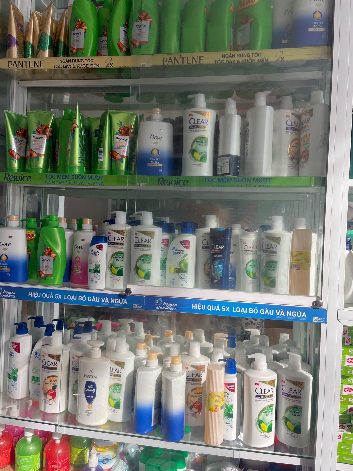 Mỹ phẩm nhã Quỳnh quận 12