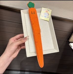 L95 Fake Hair Bangs Patches Reusable No-Trace Sideburns Stickers for Makeup Face Washing Cute Cartoon L