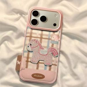 Embroidered pink horse with small label for Huawei mate70pro mobile phone case P80/P70nova14/1 h260705