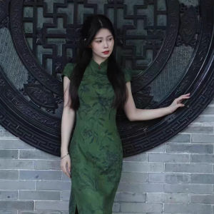 DSF Studio New Chinese Green Jacquard Improved Cheongsam Womens Spring and Summer New Temperament Retro Short Sleeve Slim Temperament Dress