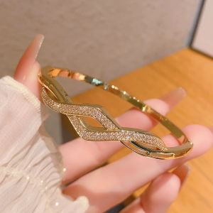 Fashion bracelet womens new high-end micro-inlaid zircon bracelet simple rhombus cross niche trend bracelet