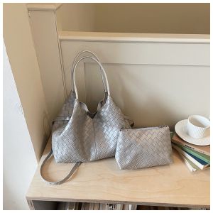 FQ1 Vintage Commuter Tote bag 2026 PU Woven Soft Leather One shoulder bag Large Capacity QF1