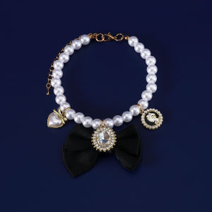 Pet Gem Pearl Necklace Love Bow Fragrant Luxury Maltese Adjustable Cat Dog Collar