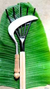 Alat Potong Rumput Baja Isen Asli Buatan Pandai Besi