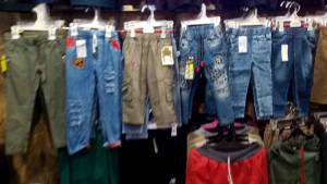 Celana Jeans Anak Desain Stik Balik