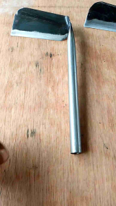 Tajak atau Arit: Alat Penyiang Gulma Manual