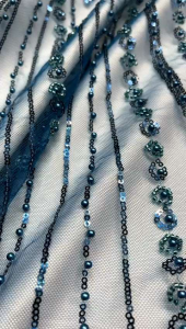 Desain Kebaya Elegan dengan Payet Paling Mewah