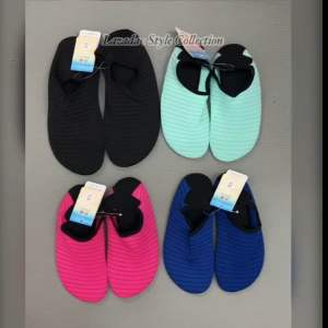 [#B16] Thick Base Anti-Slip Water Shoe Beach Shoe Swimming Shoe Aqua Shoe Yoga Shoe Kasut Renang Dewasa 游泳鞋沙滩鞋