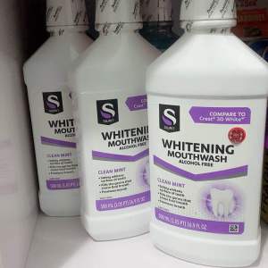[Made in USA] Nước Súc Miệng Trắng Răng SWAN Whitening Mouthwash – Không Cồn Hương Bạc Hà Tươi Mát (500ml)