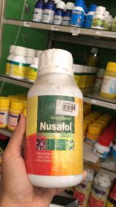 Nusafol Booster Generatif Merah 500ml Pupuk Cair Meningkatkan Bobot