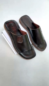 Sandal Kulit Pria Terbaru Full Sampai Alasnya Sol Karet