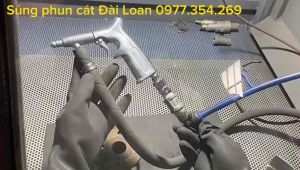 MÁY PHUN CÁT ĐÁNH RỈ