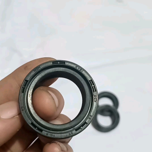 SEAL SHOCKBREAKER DEPAN UNIVERSAL MOTOR HONDA BEBEK MATIC HONDA UNIVERSAL