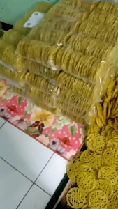 Kerupuk Mie Kuning Ukuran Besar 1 Kg