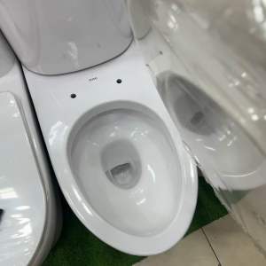 Bộ chân ốc cố đinh nắp bồn cầu TOTO TC385VS kiểu lổ ốc vuông - Kích thước như hình