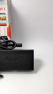 VIPER ADAPTOR PENGISI DAYA UNIVERSAL 8 IN 1 UNTUK LAPTOP NOTEBOOK KOMPUTER PCUNIVERSAL POWER ADAPTOR