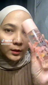 [FREE GIFT] POMEGLOW TONER EXFOLIASI MENGANGKAT SEL KULIT MATI BPOM ORIGINAL