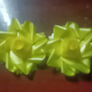 เหรียญโปรยทานกุหลาบบาน สำหรับงานบุญประเพณี งานบวช งานมงคล พร้อมเหรียญแล้ว จำนวน 100 ชิ้น