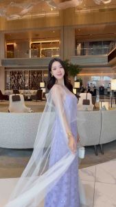 NOOZZSHOP 6911482 เดรสยาวสายเดี่ยวปรับสายได้ ผ้าลายดอกไม้กลิตเตอร์ 3มิติ มีผ้าตาข่ายคลุมไหล่