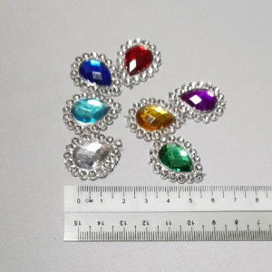 พลอย เพชรหยดน้ำติดกรอบเงิน (10 ชิ้น  50 ชิ้น)  พลอยหยดน้ำ พลอยติดบายศรี เพชรหยดน้ำ กรอบหยดน้ำ