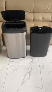 THÙNG RÁC TỰ ĐỘNG CAO LẤP 90 Lít