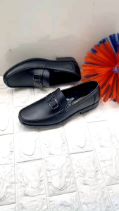 Giày công sở nam da bò cao cấp..mẫu mới phom chuẩn đẹp..đế cao su mềm mang êm chân..bảo hành một năm