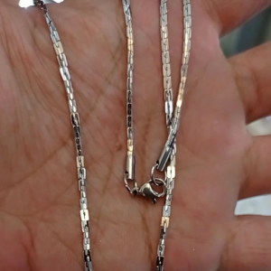 kalung kotak titanium antj luntur