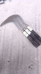 ARIT RUMPUT CAHAYA ALAM PRODUK LOKAL KUALITAS SANGAT TAJAM   BAHAN FER BAJA ASLI.