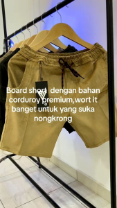 Celana pendek corduroy pria