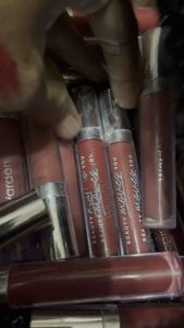 Wrdh exclusive Matte Lipcream minus rijek