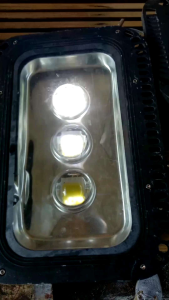 50W Chip LED Spotlight ระบบไฟฑ์แทนเก่ายังไง + ดิเคเบียที่มีเส้นร่วม 1500mA สำหรับการแก้ไขโดยตรง แพลตฟอร์ม: Chip LED