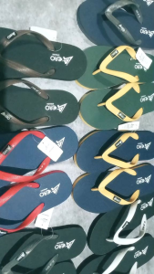 Sendal Japit Aero Pria & Wanita Distro Terbaru & Terlaris Bahan Rubber