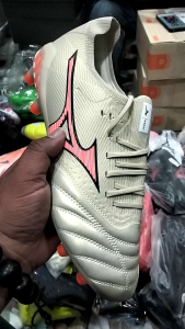 รองเท้าสตั๊ดปุ่มมิซูโน่งานสวยตรงปกพร้อมส่งใส่ไม่พอดีสามารถเปลี่ยนเบอร์รองเท้าได้เจเปนหนังแท้