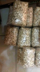Kacang mete mede mentah WONOGIRI belah 2