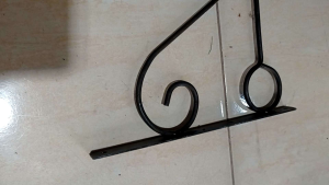 gantungan pot bunga tempel dinding gantungan serbaguna gantungan sangkar burung besi panjang 25cm